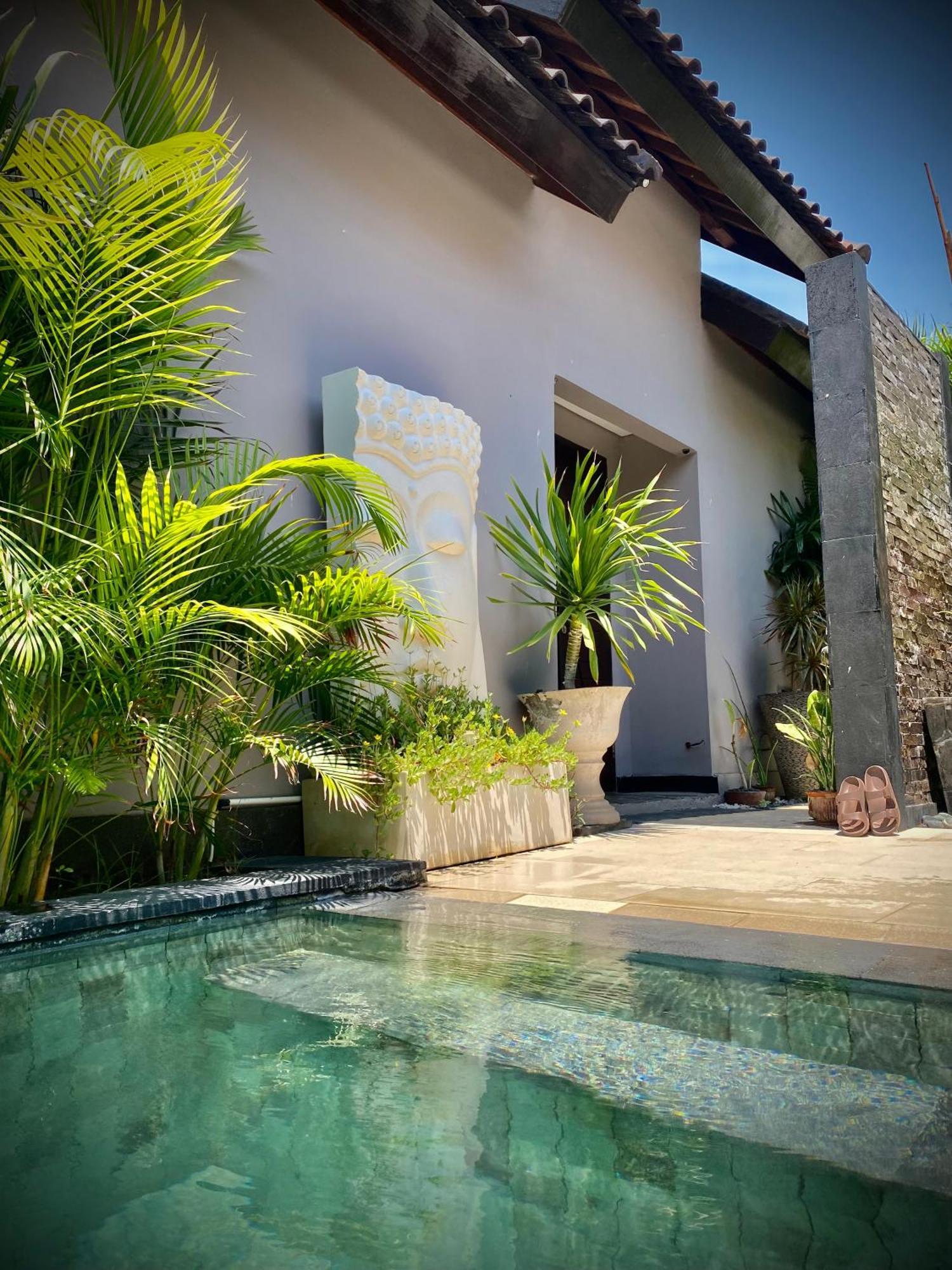 Amalika Private Pool Villa Central To Everything Gili Trawangan Exterior foto